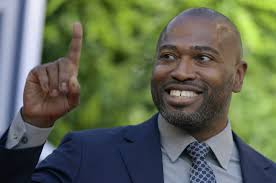 Former Alabama football standout and wife announce baby 14 is