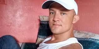 Migrante hondureño muere al caer de tren 'La Bestia' en México. Un migrante  hondureño murió en las últimas horas al caer del tren 'La Bestia', en  México. Se trata de Efraín Zelaya