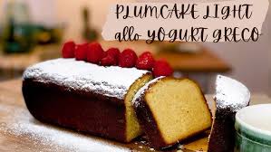 Fatelo raffreddare bene, toglietelo dallo stampo, mettetelo su un vassoio spolverate di zucchero a velo questo plumcake allo yogurt sofficissimo e servite Plumcake Light Allo Yogurt Greco Ricetta Facile Senza Burro E Senza Latte Youtube