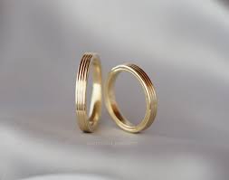 Modern Sade Farkli Sari Altin Alyans Modeli Zarif Tasarim Alyans Yellow Gold Wedding Ring Band Ri Aliancas De Casamento Anel De Casamento Aliancas De Ouro