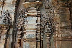 Tarakeshwara Temple, Hangal - Wikipedia