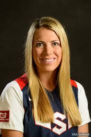 Kellie Chase's Instagram, Twitter & Facebook