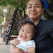 What is a safe way to climb a tree with kids?