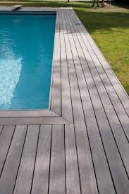 Tour De Piscine En Massaranduba Tour De Piscine Piscine Amenagement Paysager Terrasse Ipe