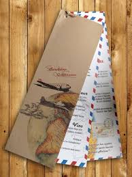 Menu De Mariage En Papier Recycle Thema Reise Explorateur Hochzeitsmenu Hochzeitseinladungen En 2020 Mariage Theme Voyage Menu Mariage Faire Part Mariage