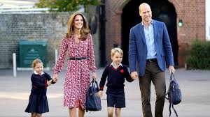 Er verrät, wie söhne und tochter so drauf sind, wenn er lässt in einem clip auf instagram durchblicken, dass seine drei kinder george (6), charlotte (5). Eine Mutter Stiehlt Kate An Der Schule Ihrer Kinder Die Show Watson
