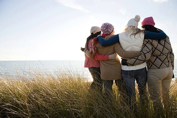 How to Be a Really Good Friend (even if you're busy) - Be More with Less