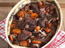 Decouvrez La Recette Gardianne De Taureau Sur Cuisineactuelle Fr Gardianne De Taureau Gardiane De Taureau Recette Gibier