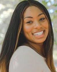 Cara Puckett's Instagram, Twitter & Facebook