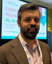 What are the benefits of using an AI server downstream of PACS?