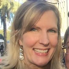 What are some recommendations for a family looking to move to Tennessee  with a budget of $500k to $700k?