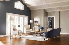 Die graue wandfarbe 43 interieur ideen damit archzinenet. Welche Farbe Passt Zu Braun Brauner Boden Graue Wande Weisse Mobel Zimmerd Welche Farbe Passt Zu Braun Brauner Wohnzimmer Grau Wohnzimmer Farbe Wohnzimmerwand