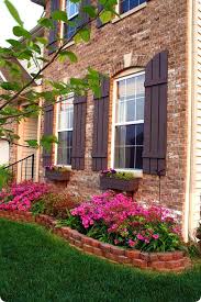 14 Brick Flower Bed Design Ideas You Can Replicate Instantly Decor Home Ideas Brick Flower Bed Flower Bed Designs Front Yard Landscaping