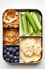 10 Easy Lunches That Don T Need To Be Refrigerated Healthy Camping Food Healthy Snacks Healthy Lunch
