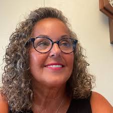 How to find community and social connections in Punta Gorda, Florida?