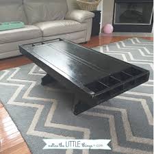 In order that the distressed coffee table is not different from the antique good soak the sponge remaining coffee and how to wipe it all bare edge. How To Paint Your Coffee Table