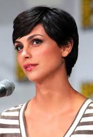 New Do Every Day Morena Baccarin S Perfect Pixie Short Hair Styles Morena Baccarin Pixie Hairstyles