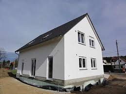 » erfahren sie die vorteile und nachteile, um die richtige entscheidung beim hausbau zu treffen. Bodensee 129 Mit Keller Oststrasse 01458 Hermsdorf Haus Bauen