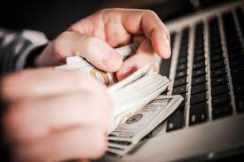 In terms of ideas to make 1000 dollars fast, you could create an online store and start selling products. How To Make 1000 A Week Online In 2021 Make Money From Anywhere