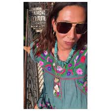 MARILENA, le plus beau collier en turquoises plates de la saison et LAVI 🩵  Very special nostalgic SOUND.... ON 🔉