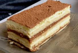 Brza posna torta ukusna, kremasta, izdašna torta koja se brzo priprema bez pečenja kora. Kuhajtesanama Najkremastija Posna Torta Procitajte Facebook