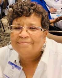 Happy Birthday Soror Cassandra Grigsby!! Have a blessed day!! 💙🤍🎉