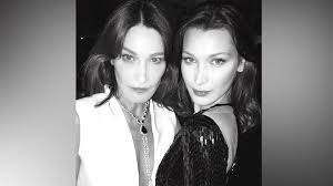 Join our cheese club here! Bella Hadid Jadi Model Sampul Bareng Carla Bruni Mimpi Jadi Kenyataan Cantik Tempo Co