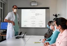 Le ministre britannique de la santé matt hancock, au cœur de l'action gouvernementale contre la pandémie, a démissionné samedi pour avoir violé les. Combien De Temps Est On Contagieux Et Faut Il Rester En Quarantaine