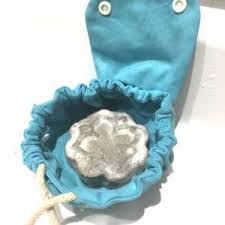 Pochon Shampoing Solide Druydes Porte Savon Projets De Couture Idee Couture