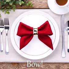 Pin By Kelly Sanders Mooney On Freshin Things Up Video In 2020 Napkin Folding Creative Napkins Christmas Crafts Decorations