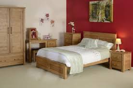 17 Timeless Bedroom Designs With Wooden Furniture For Pleasant Stay Wooden Bedroom Furniture Oak Bedroom Furniture Sets Oak Bedroom Furniture