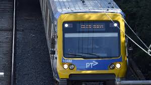 Velg blant mange lignende scener. Six Train Lines On Urgent Covid Alert Morning Bulletin