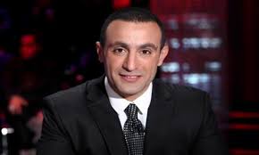 بعد فترة انفصال طويلة ظهر كل من الفنان أحمد السقا وزوجته مها الصغير لأول مرة في مهرجان الجونة السينمائي الشهر الماضي، أثناء تكريم الفنان محمد هنيدي، حيث تواجد السقا في المهرجان من أجل تقديم جائزة الإنجاز الإبداعي لصديقه. Ø£Ø­Ù…Ø¯ Ø§Ù„Ø³Ù‚Ø§ ÙŠØ³ØªØ¹ÙŠØ¯ Ø°ÙƒØ±ÙŠØ§ØªÙ‡ Ø¨ØµÙˆØ±Ø© Ù†Ø§Ø¯Ø±Ø© Ù…Ø¹ Ø²ÙˆØ¬ØªÙ‡ ÙˆØ£ÙˆÙ„Ø§Ø¯Ù‡ Ù†Ø¬ÙˆÙ… Ø§Ù„ÙÙ† Ø§Ù„Ù…ÙˆØ¬Ø²