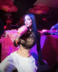 katteyes on X: papi yo solo me voy contigo :( t.coAi40zz8TzA  X