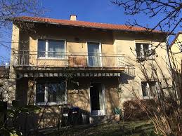 Es sind die details, die ein haus auszeichnen und die eine wohnung behaglich und komfortabel erscheinen lassen. Haus Zum Verkauf Neuffenstrasse 6 73207 Plochingen Esslingen Kreis Mapio Net