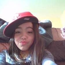 Emily Kamp's Instagram, Twitter & Facebook