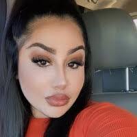 Krystal Macias's Instagram, Twitter & Facebook