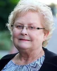 Janet Phillips's Instagram, Twitter & Facebook