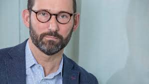 Så mycket ökade inkomsterna för vd:ar i välfärdsföretag