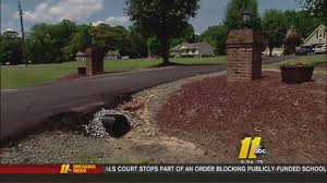 Troubleshooter helps homeowners with paving problems