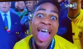 Who will win? Red team or Black team?