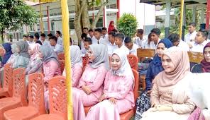 Contoh teks pembawa acara perpisahan. Pesan Di Acara Perpisahan Siswa Kelas Ix Jangan Hanya Tamat Smp Matra Pendidikan