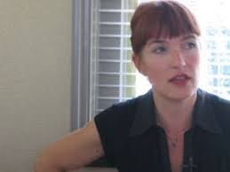 Andrea Zalewski's Instagram, Twitter & Facebook