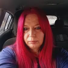 Paulette Mott's Instagram, Twitter & Facebook