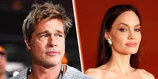 Elle Jerry's Instagram, Twitter & Facebook