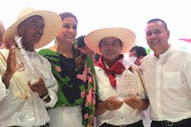 Nuestros caficultores de San Antonio, estarán en la Feria Internacional del  Café ☕ en #Planadas. Con total orgullo, nuestro alcalde Jose Dayler Lasso,  acompañó a nuestros representantes Redmusan, Aromasan, y Asovic. Asimismo,