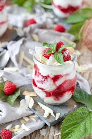 Sommerliches Himbeer Kokos Tiramisu Rezept Sweets Lifestyle Rezept Tiramisu Rezept Sommer Dessert Himbeeren