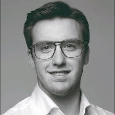 Ich habe einen neuen Job und arbeite jetzt als M&C Commercial Development  Analyst bei bp.