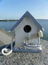 This unique design measures 10.25 x 9.5 x 14.5 inches high and holds 8 lbs. Pin By Lukas Lammert On Special Crafts Bird Houses Painted Bird House Decorative Bird Houses