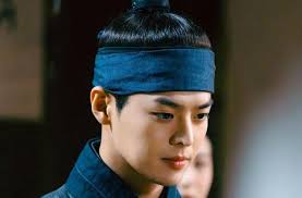 9 Potret Ryeo Woon di The Secret Romantic Guesthouse, Gantengnya Bikin  Klepek-Klepek!